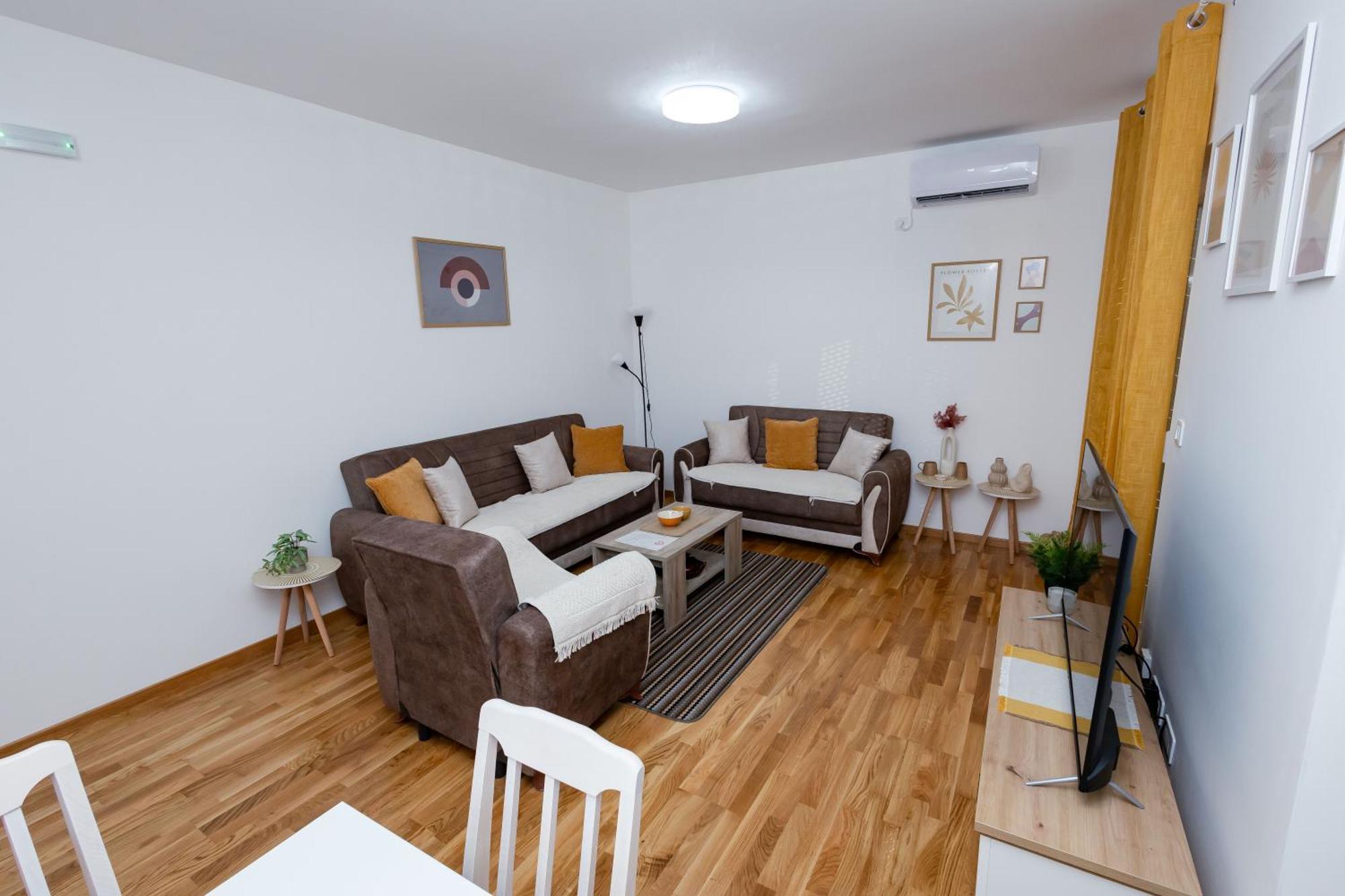Apartamento Elegant Escape Podgorica Exterior foto